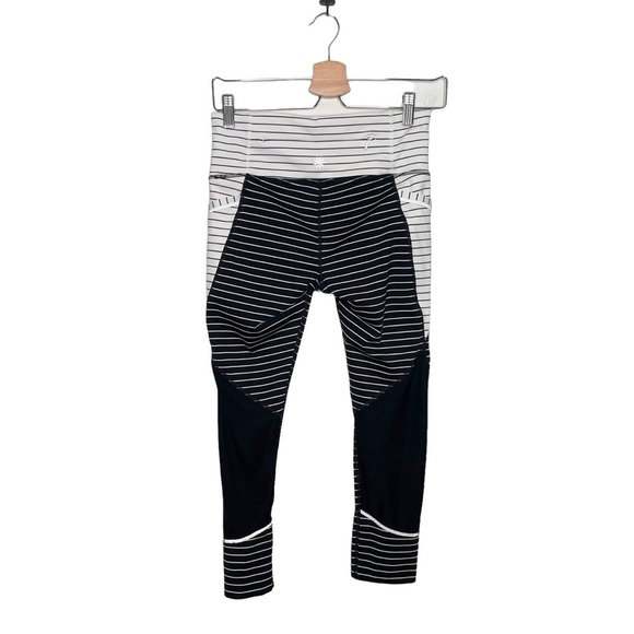 Athleta | Stripe Relay Capri Cropped Leggings - Picture 4 of 5